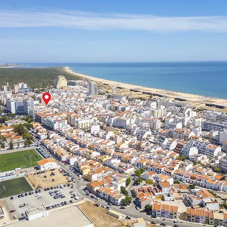 Mar T1 A Poucos Metros Da De * Monte Gordo